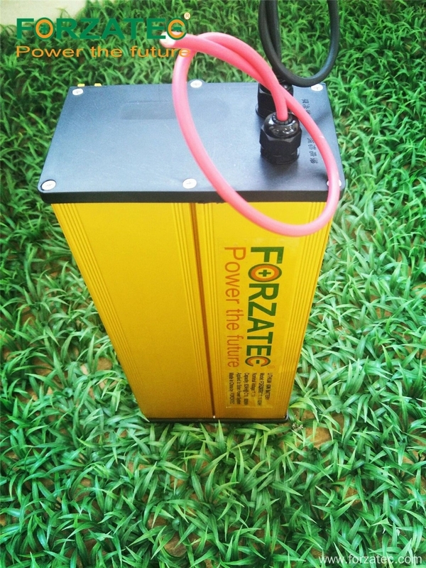 24V Lifepo4 Battery Solar Street Light Power Storage Eco Friendly Materials